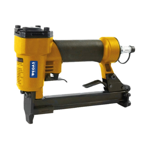 Пневмопистолет скобозабивной Pegas pneumatic FS8016-A (1005)