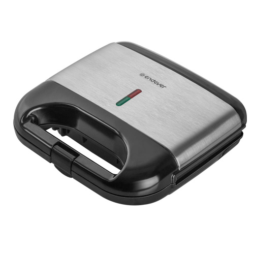 Вафельница Endever Skyline WM-21 черный/стальной