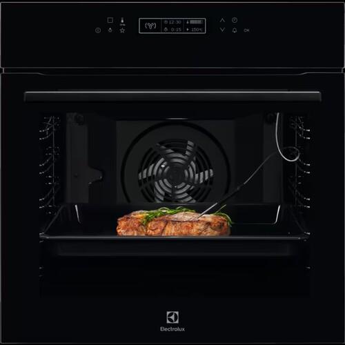 Электрический духовой шкаф Electrolux COE7P31B черный