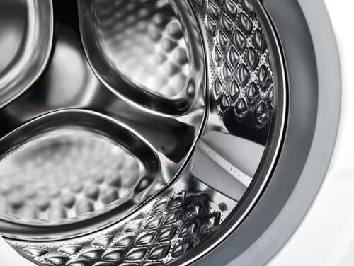 Стиральная машина AEG LFR83844VE белый