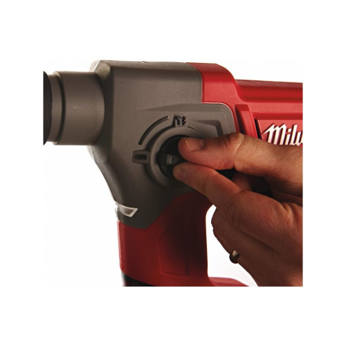 Перфоратор Milwaukee M12 Fuel CH-402C (4933441475) 2 АКБ +ЗУ