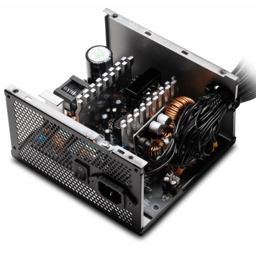 Блок питания ADATA XPG PYLON650B-BlackCOLOR (PYLON650B-BKCEU) чёрный (650 Вт, PCIe-2шт, ATX v2.31, Active PFC, 120mm Fan, 80 Plus Bronze)