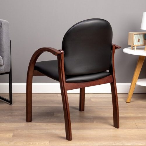 Стул Бюрократ Джуно светло-бежевый эко.кожа на ножках дерево