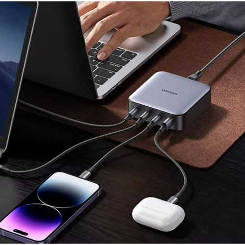 СЗУ UGREEN CD328 (90928) 1*USB-A+3*USB-C 100W Desktop Fast Charger серый космос
