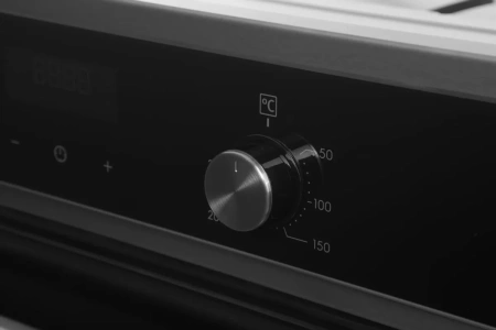 Духовой шкаф Electrolux EOF5H50BX