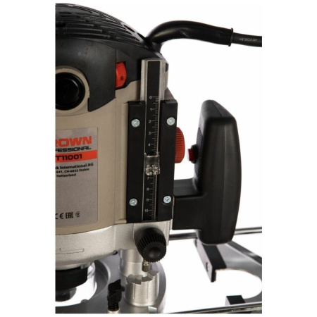 Фрезер CROWN CT11001
